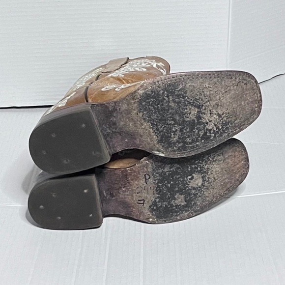 Floral Embroidered Square Toe Western Boot - Picture 9 of 15